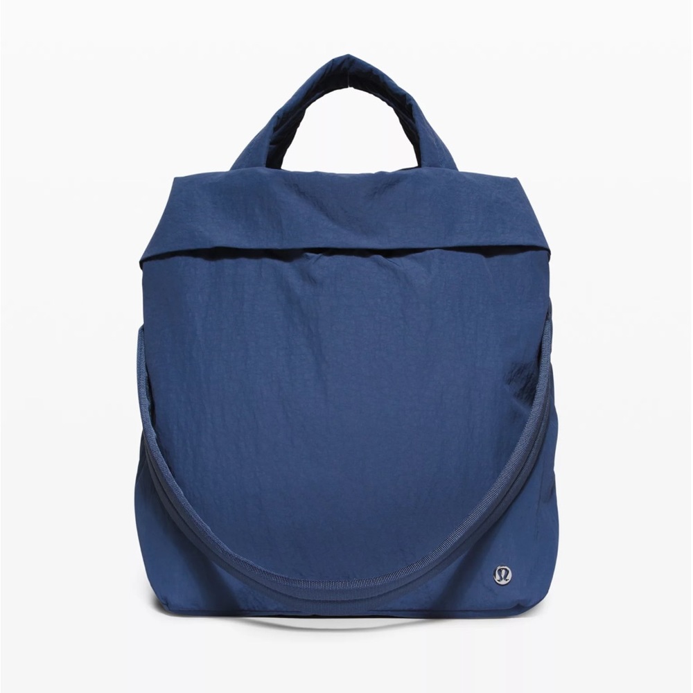 Lululemon On My Level Bag 19L